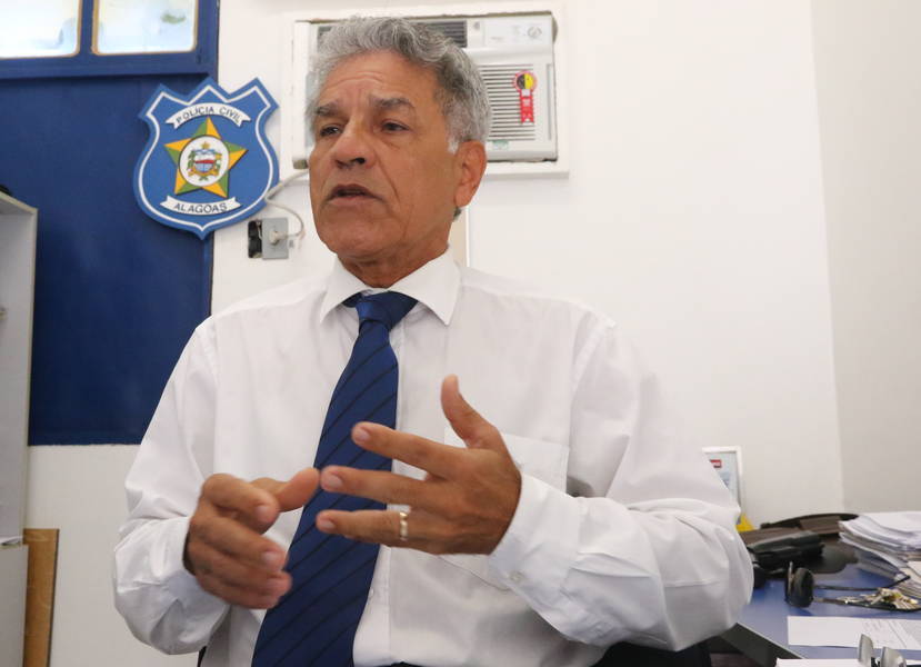Davino diz que delegados não podem ser forçados a trabalhar um carga horária superior à legal