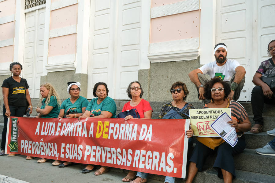 SERVIDORES CHAMAM RENAN FILHO DE “TRAIDOR” E DEVEM IR À JUSTIÇA